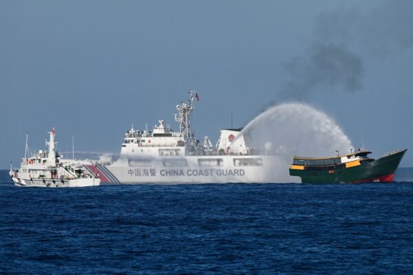 Китай має 350 військових кораблів. У США – 290. Це проблема – Bloomberg