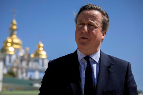 Великобританія дала Україні зелене світло на використання британської зброї в Росії